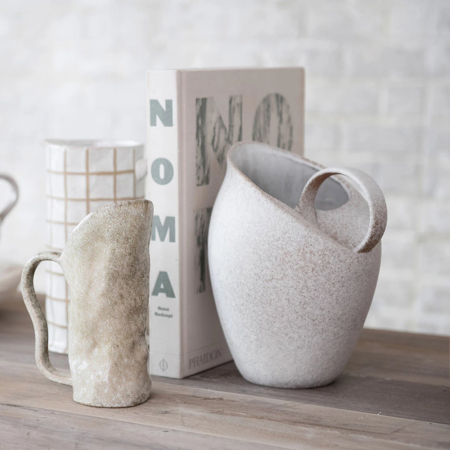 2.5 QUART TEXTURED STONEWARE PITCHER, WHITE