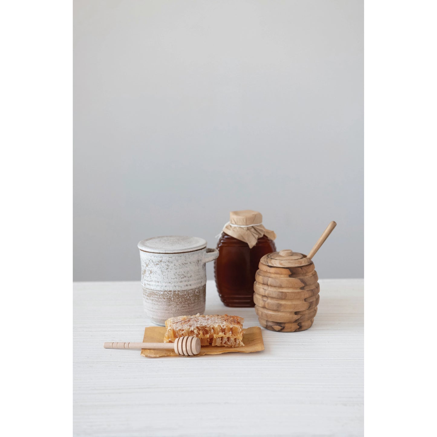 STONEWARE HONEY JAR WITH WOOD HONEY DIPPER