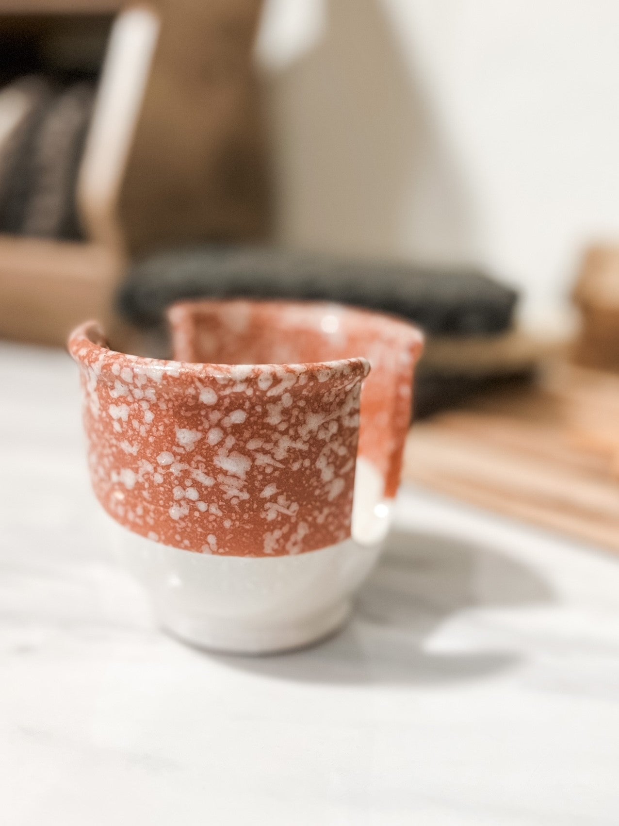 STONEWARE SPONGE HOLDER