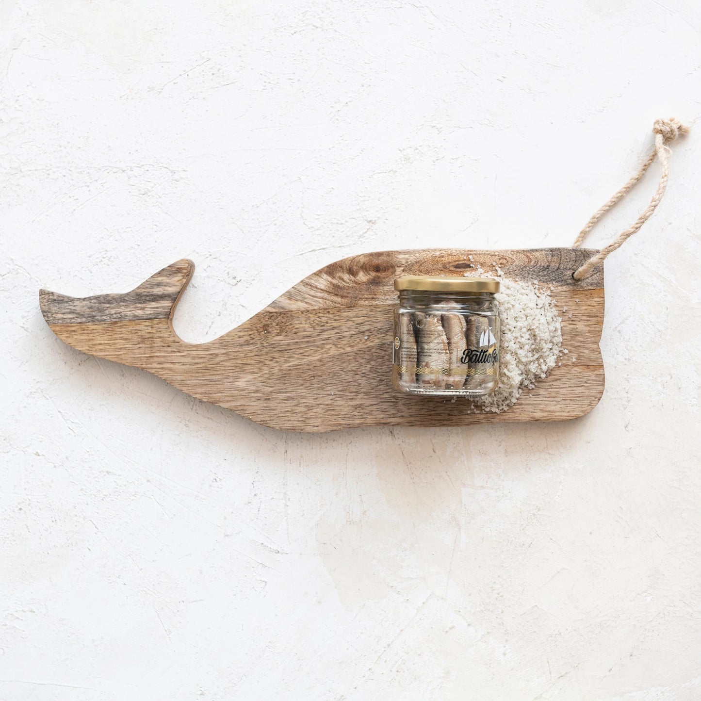 MANGO WOOD WHALE SHAPED CHEESE/CUTTING BOARD